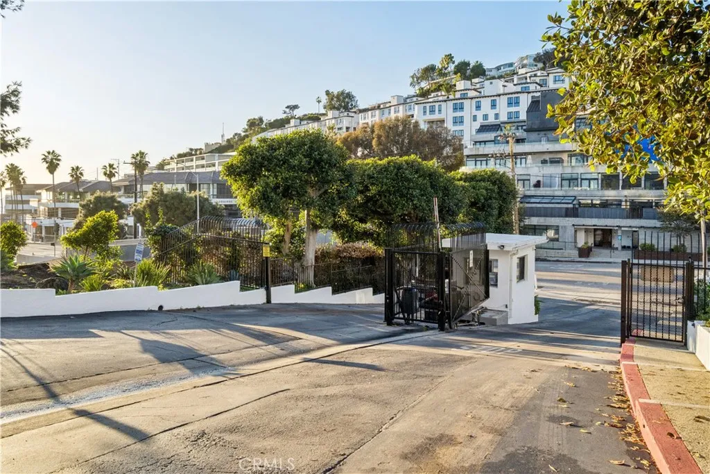 Additional image 24 of 17350 W Sunset Blvd, Pacific Palisades, CA 90272