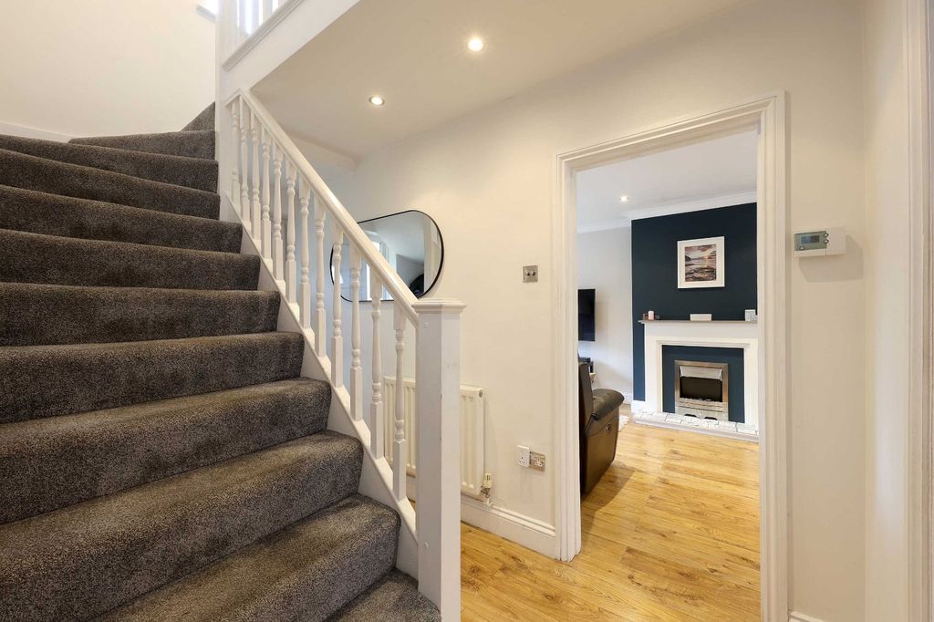 Additional image 6 of 3 bed semi-detached house for saleLower Lodge Lane, Hazlemere, Buckinghamshire HP15