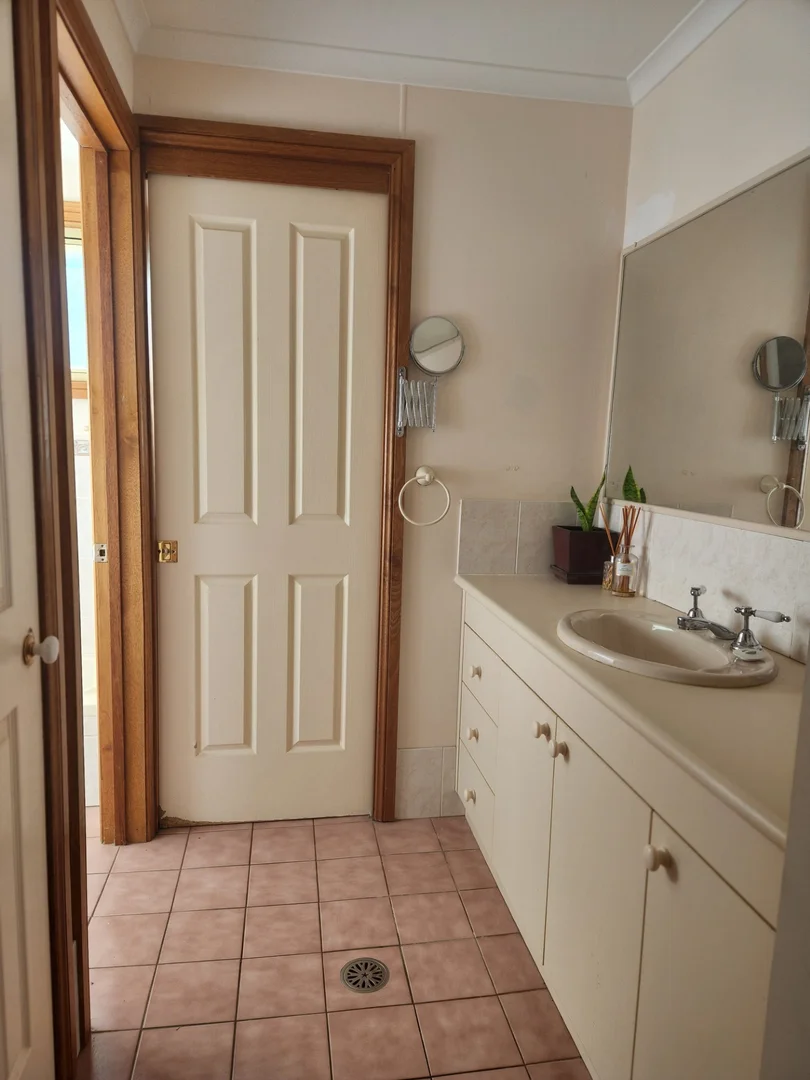 Additional image 12 of 72 Boorr Hill Road, Parkes NSW 2870