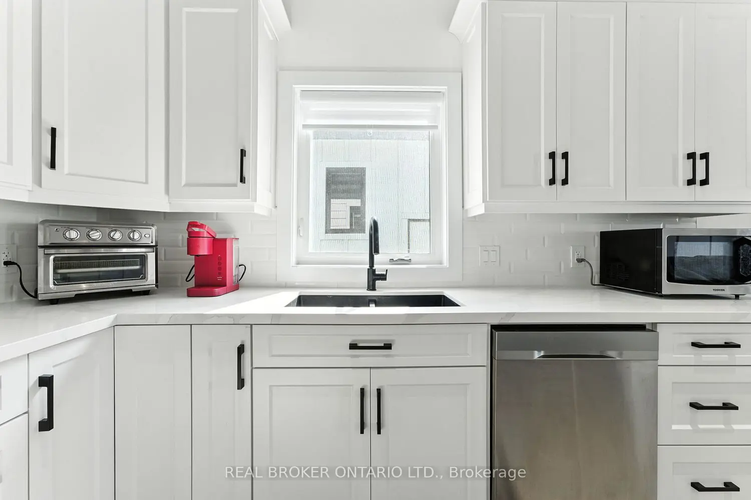 Additional image 10 of 7 Macneil Court