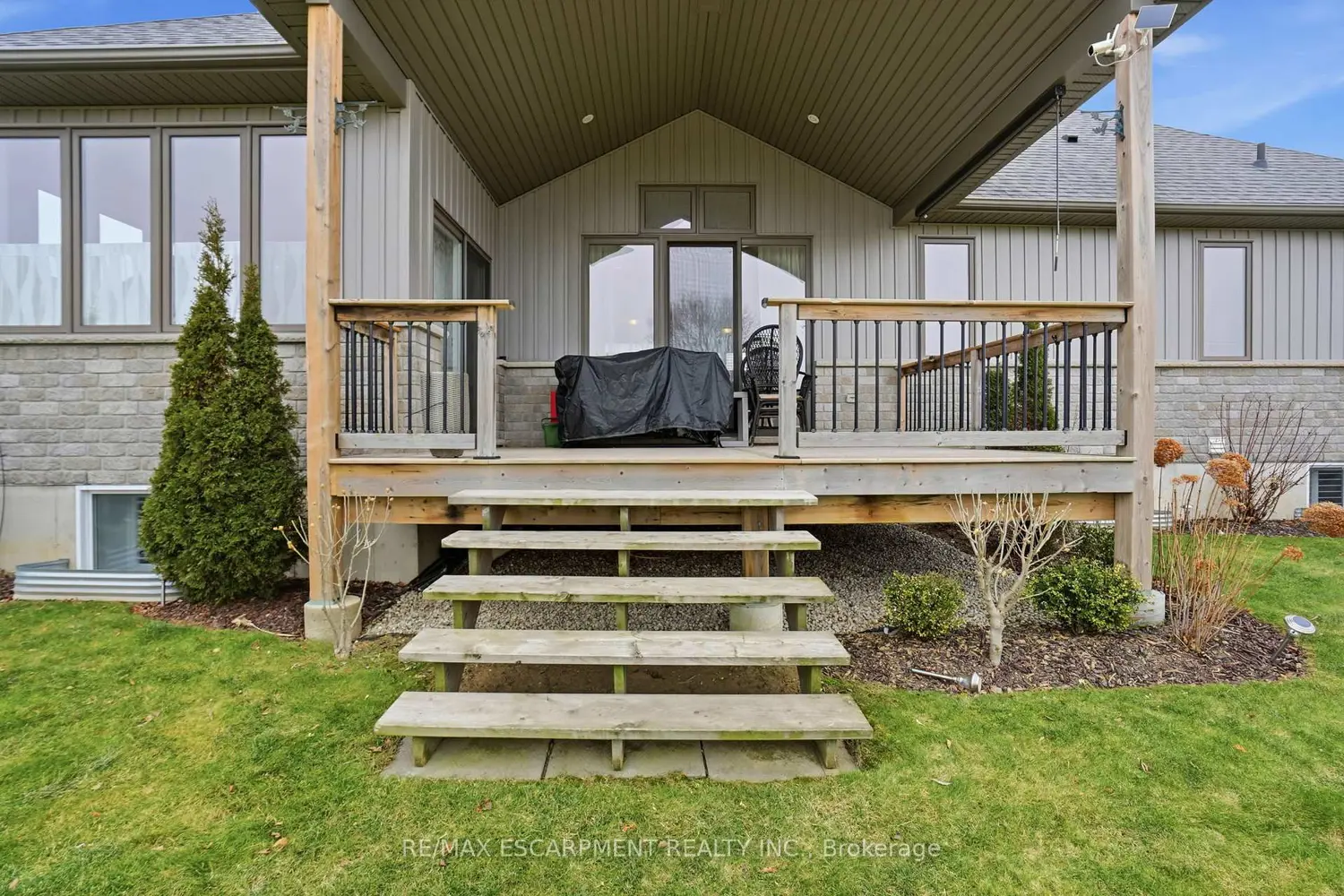 Additional image 18 of 6 Macneil Court