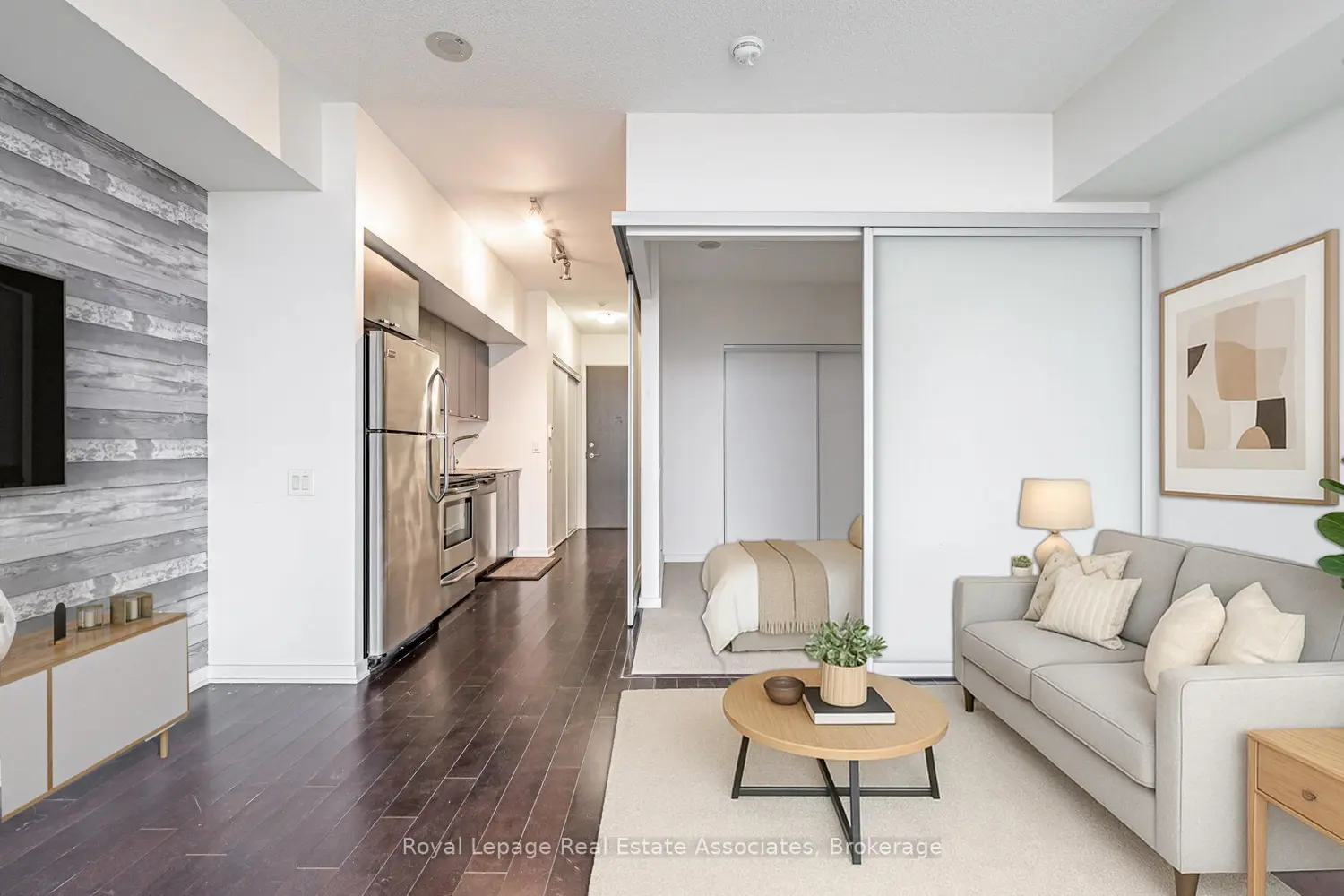 Additional image 4 of 105 The Queensway 2206