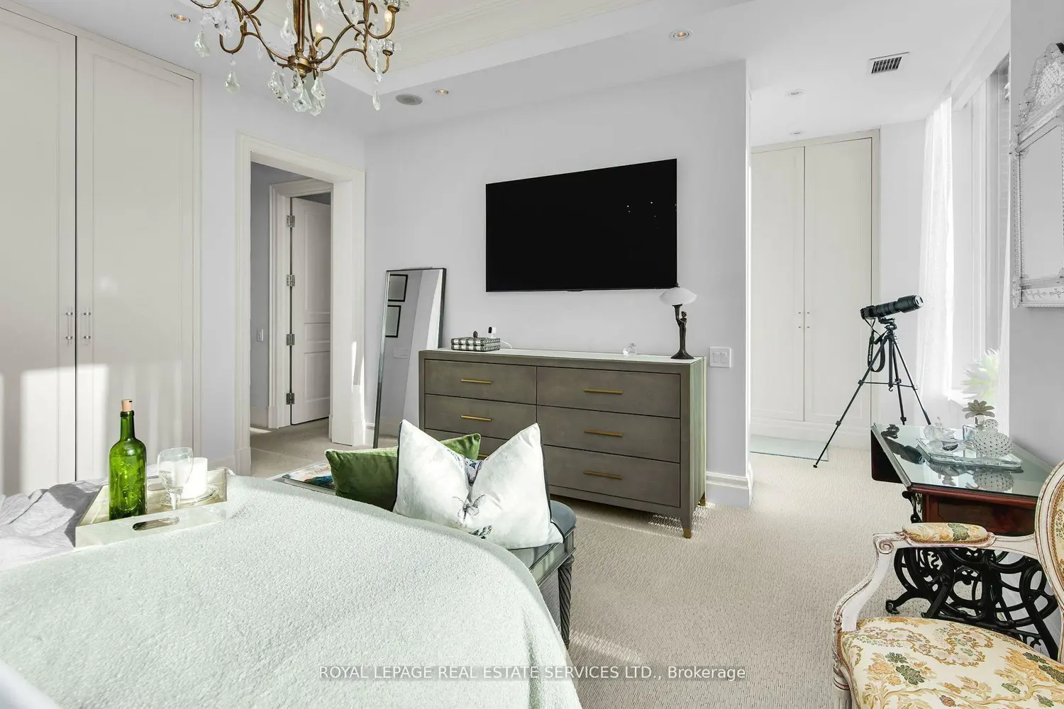 Additional image 7 of 155 St Clair Avenue 1701