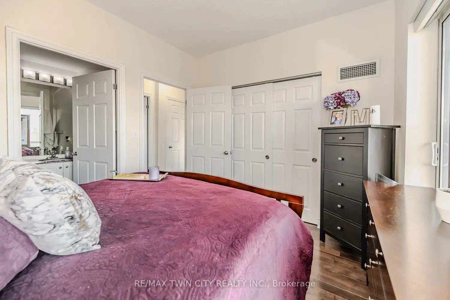 Additional image 12 of 170 Water Street 807