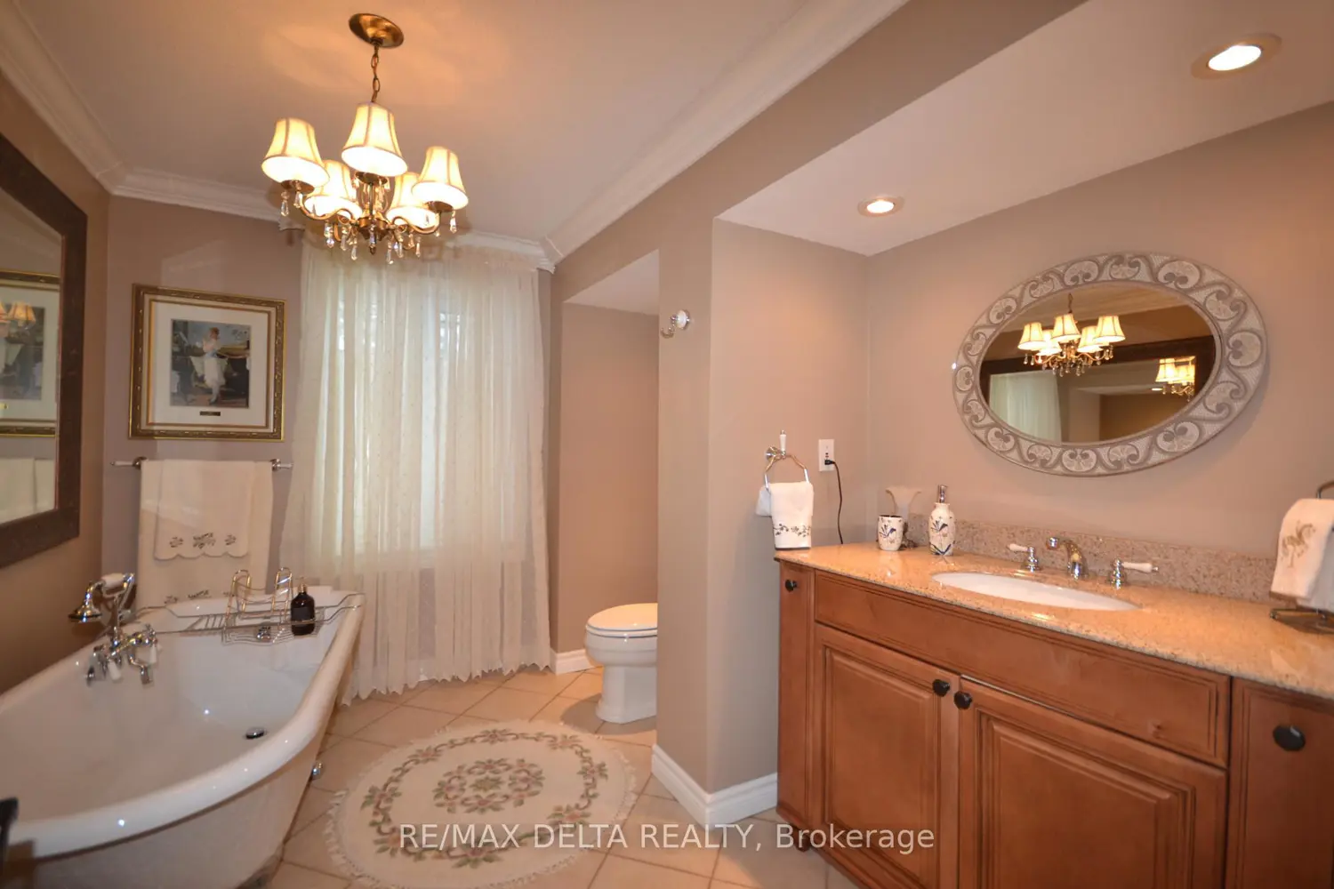 Additional image 13 of 909 Chapman Street