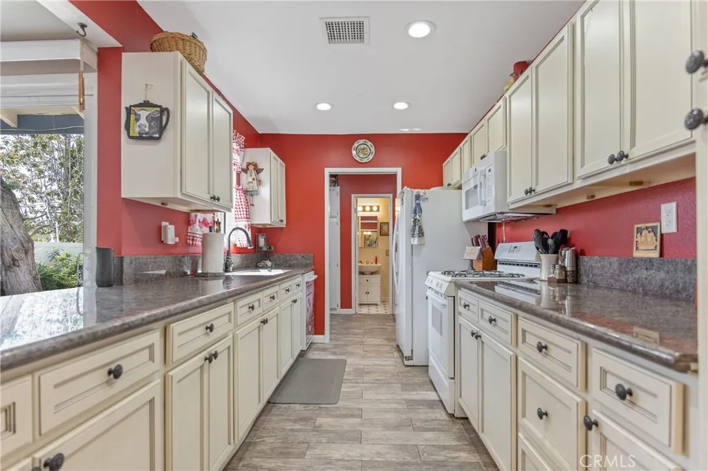 Additional image 47 of 9659 Amanita Ave, Tujunga, CA 91042