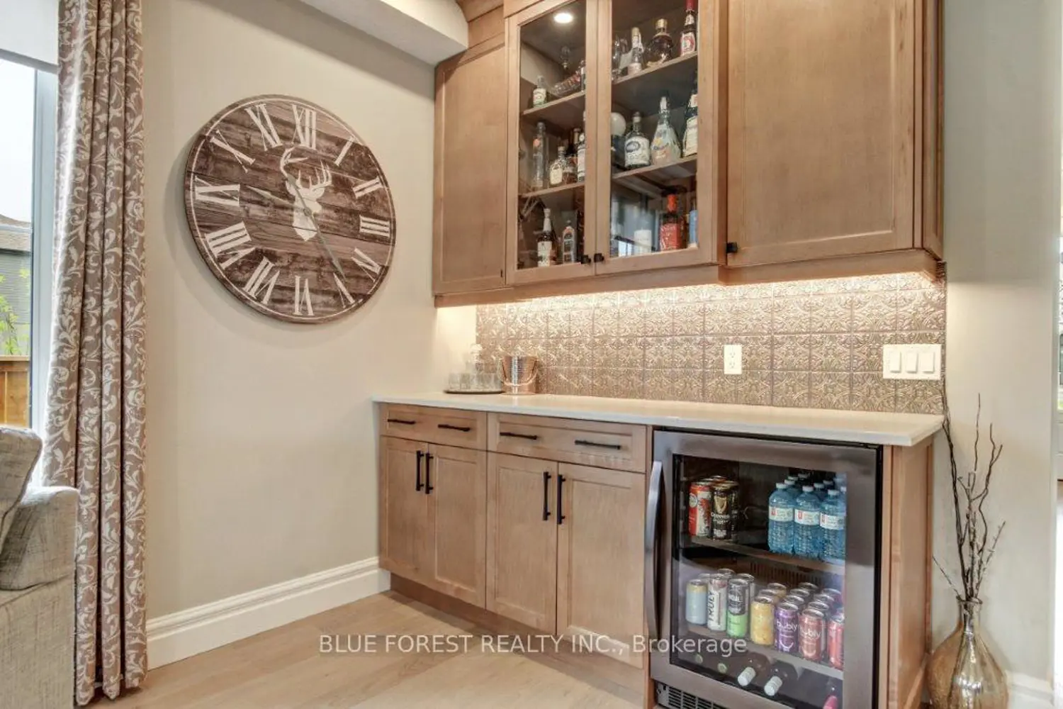 Additional image 3 of 192 Foxborough Place