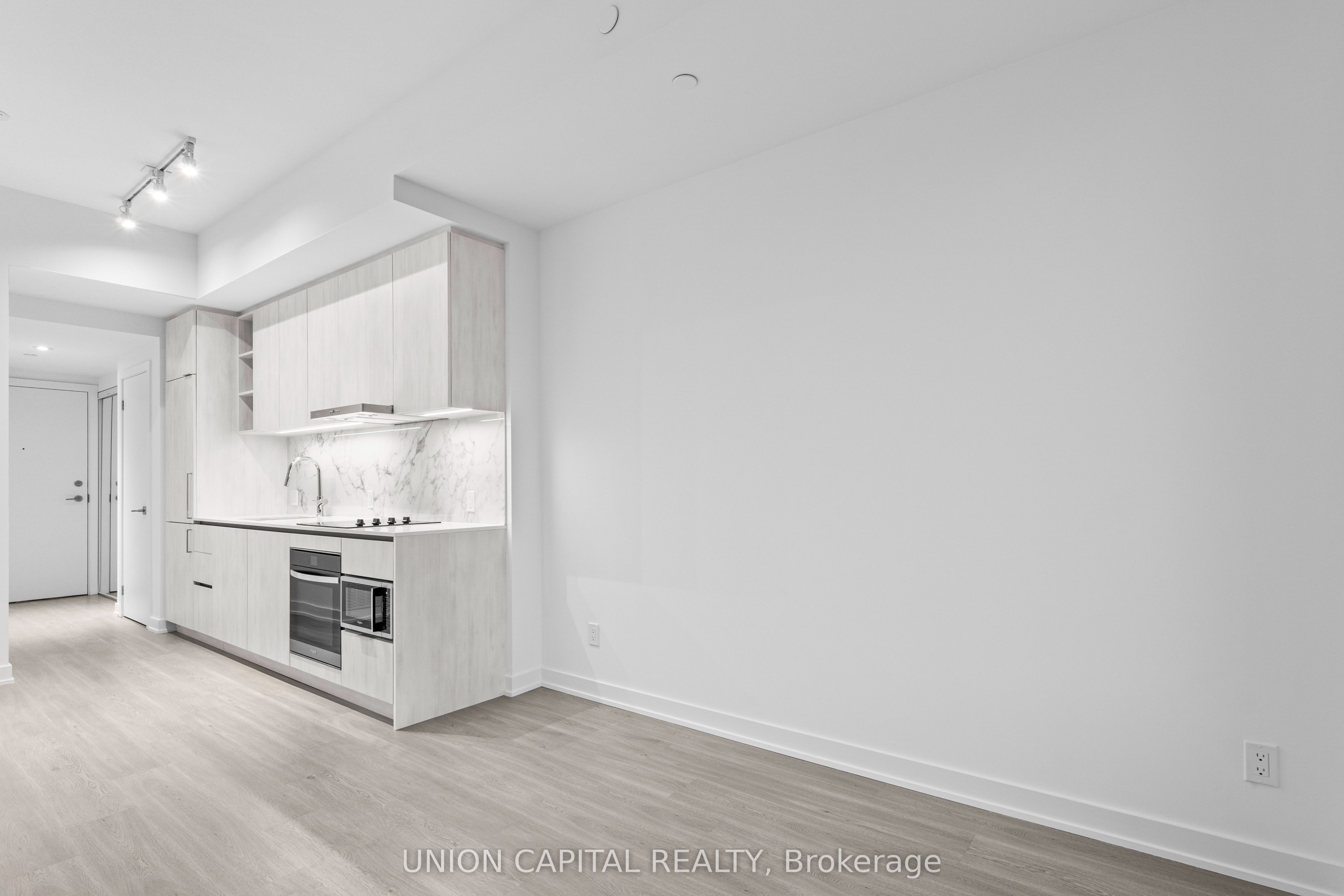 Additional image 5 of 1007-8 Wellesley Street W, Toronto, ON, M4Y 0J5