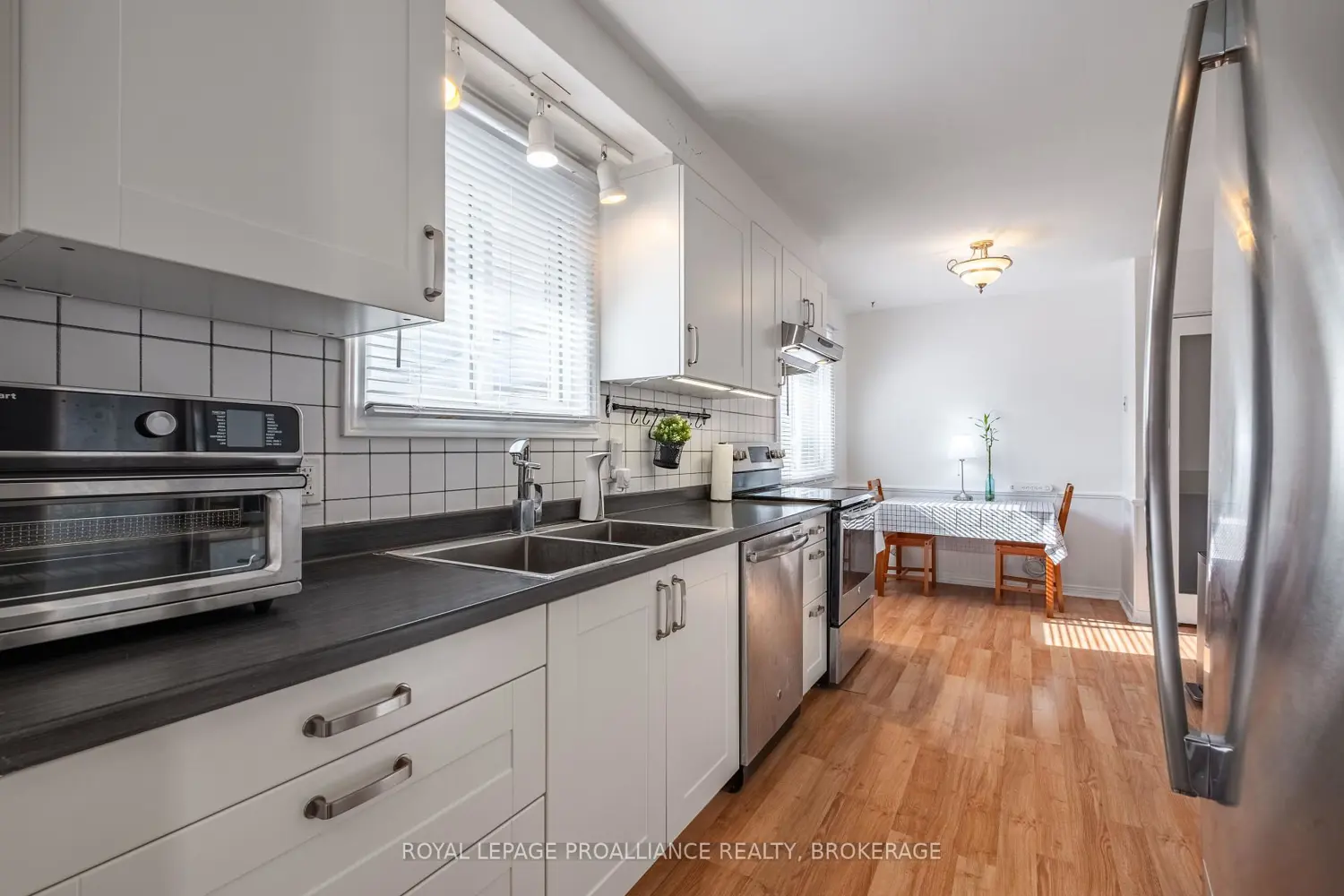 Additional image 4 of 687 Harrow Place