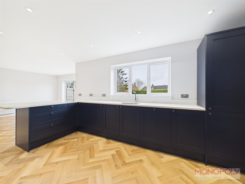 Additional image 7 of 5 bed detached house for saleErw Ffynnon, Queen Street, Treuddyn, Mold CH7