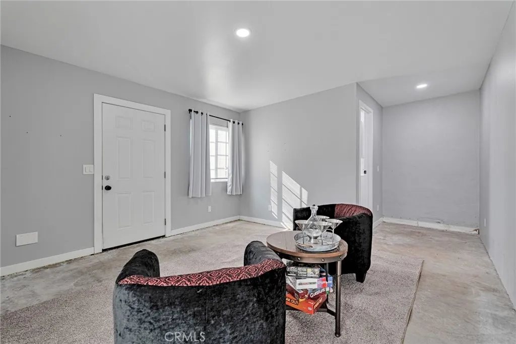 Additional image 24 of 70 W Claremont St, Pasadena, CA 91103