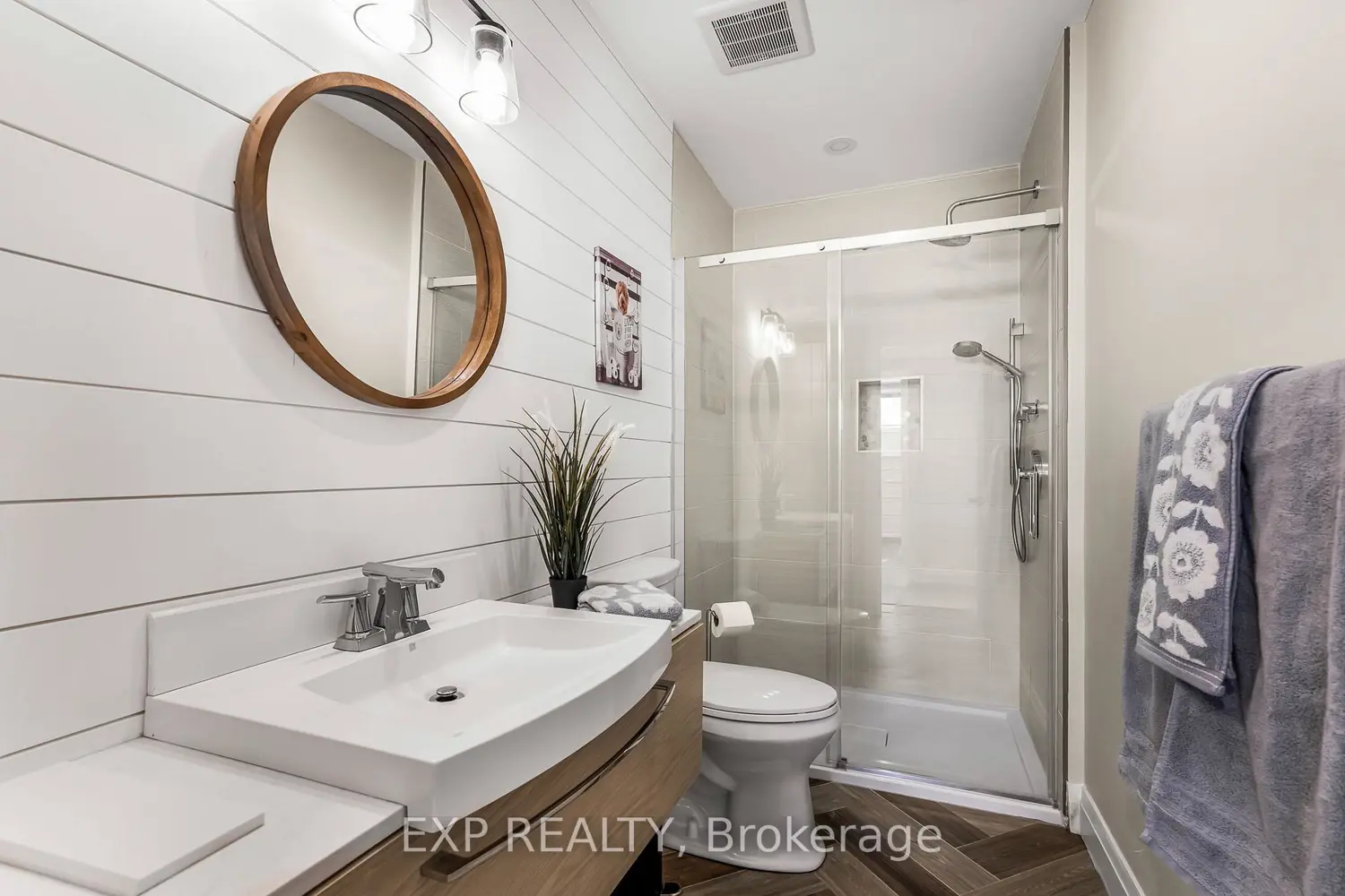 Additional image 15 of 42 Granite Street