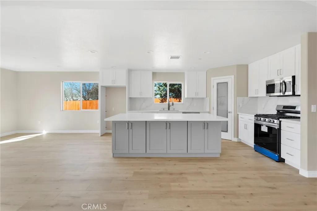 Additional image 43 of 10704 11th Ave., Hesperia, CA 92345