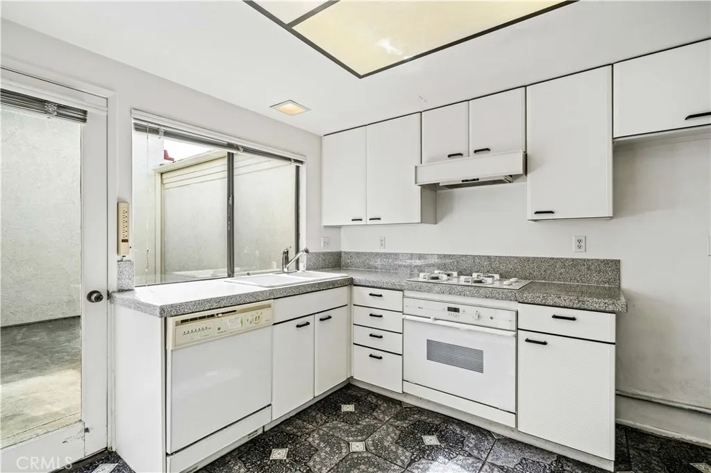 Additional image 17 of 20 Navarre Unit 134, Irvine, CA 92612