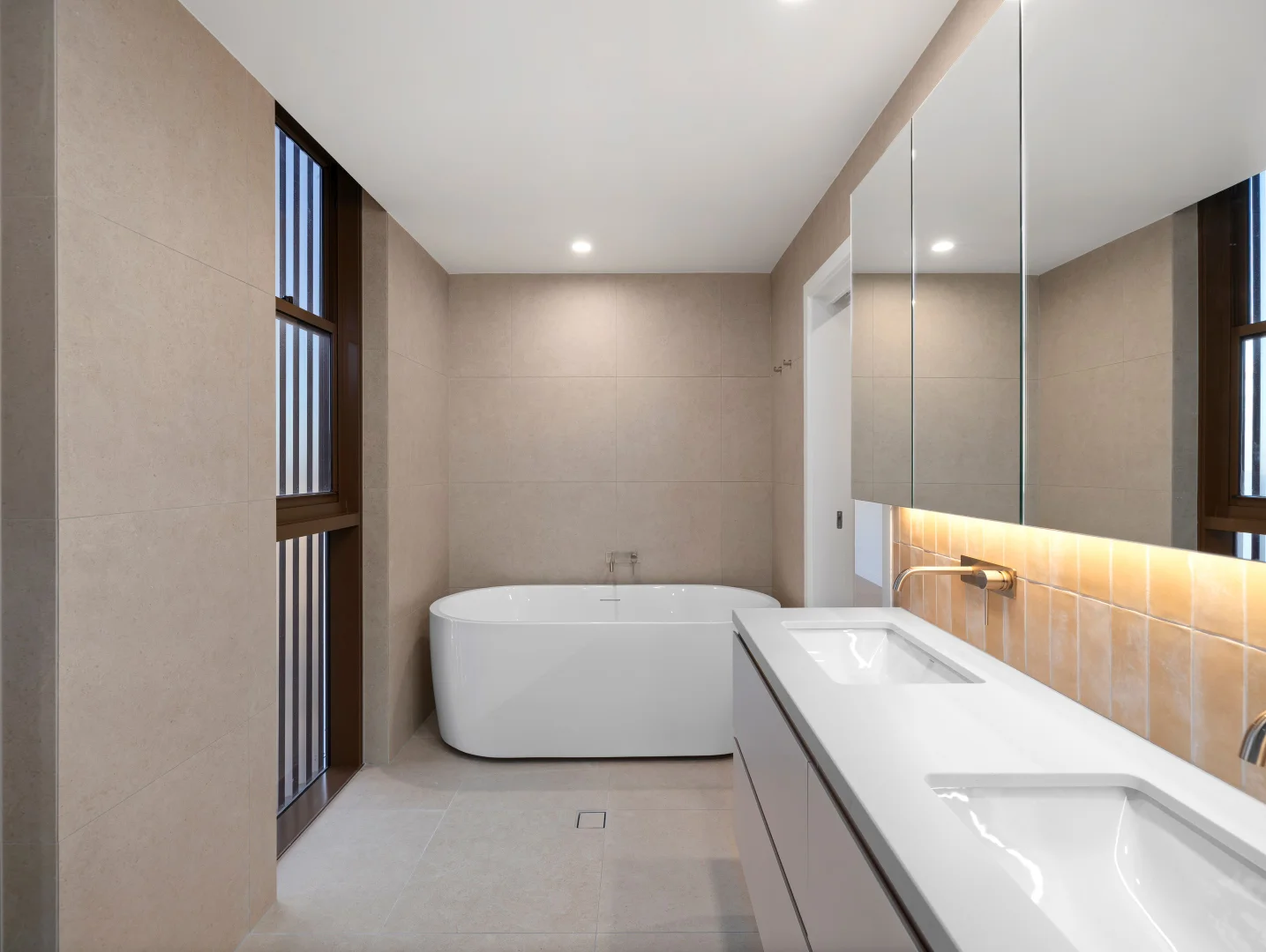 Additional image 18 of 701/16-20 Woodcliffe Crescent, Woody Point QLD 4019