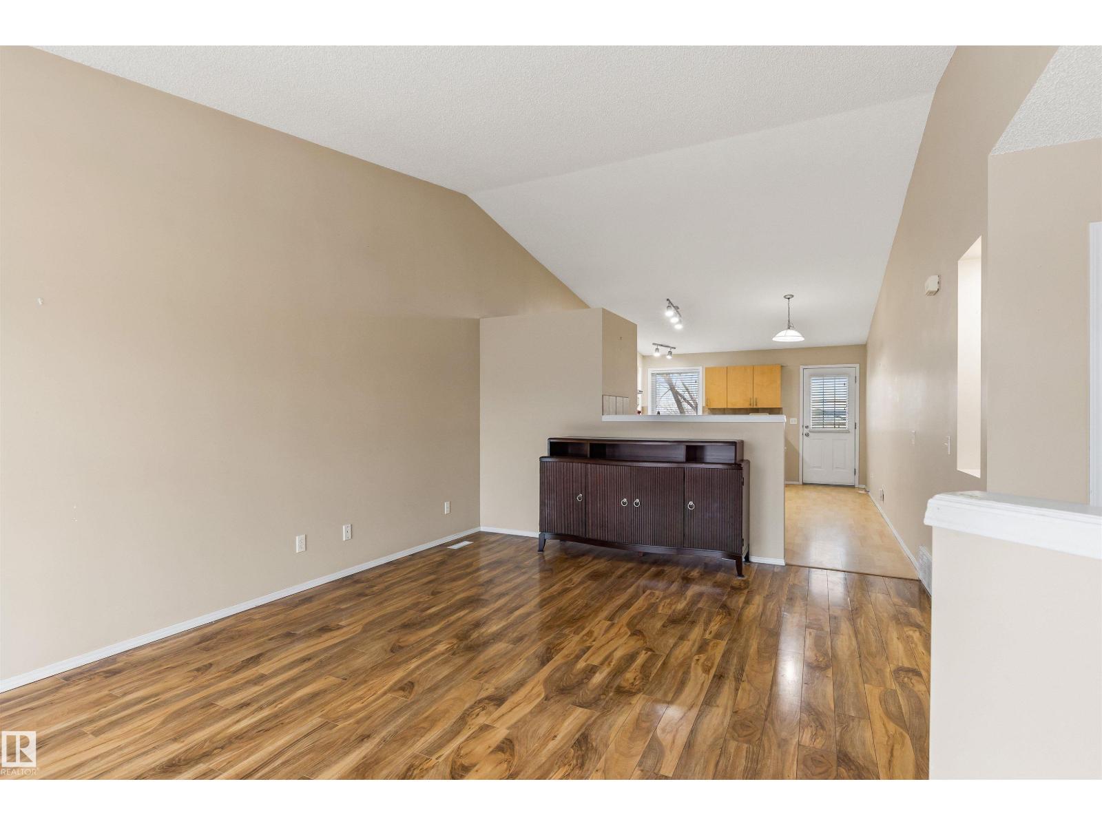 Additional image 6 of 1233 Ormsby Lane NW, Edmonton, AB, T5T6R2