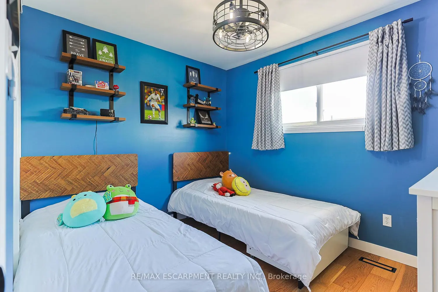 Additional image 10 of 5475 Lakeshore Road 54