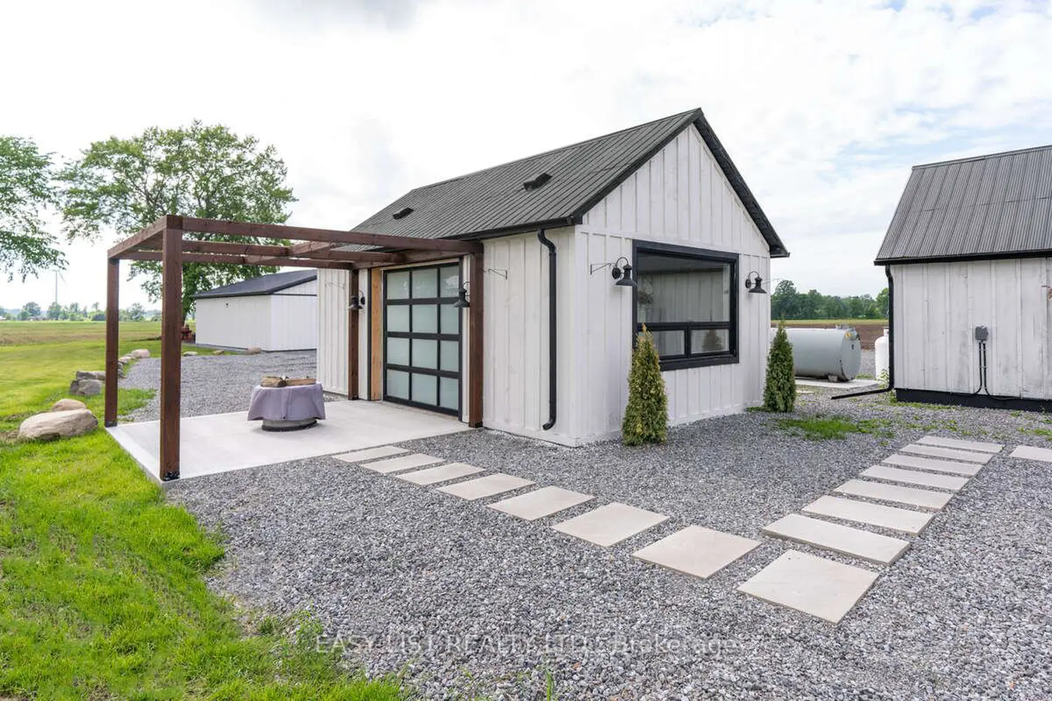 Additional image 9 of 21834 Hwy 3