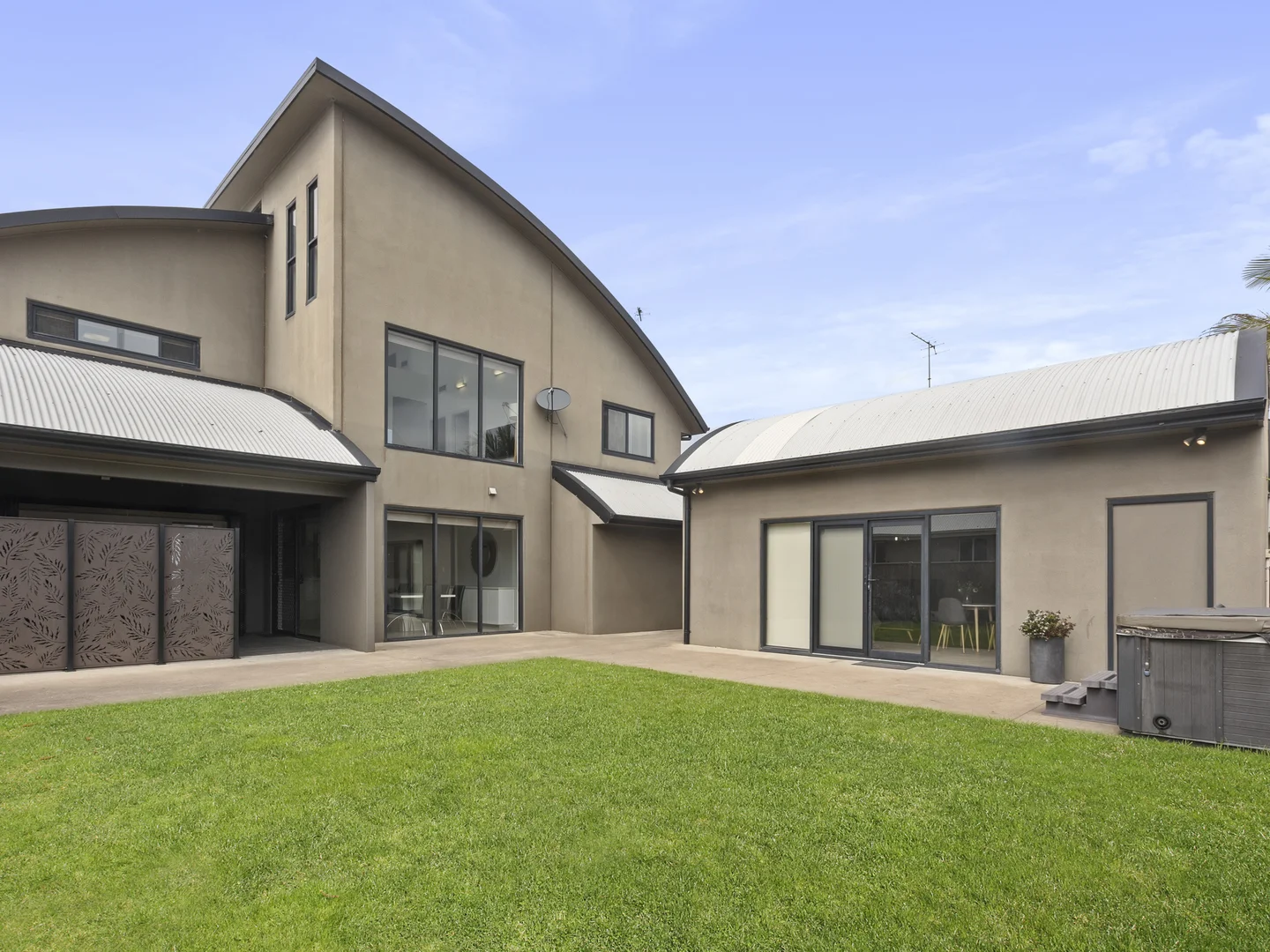 Additional image 19 of 115 Sir Warwick Fairfax Drive, Harrington Park NSW 2567