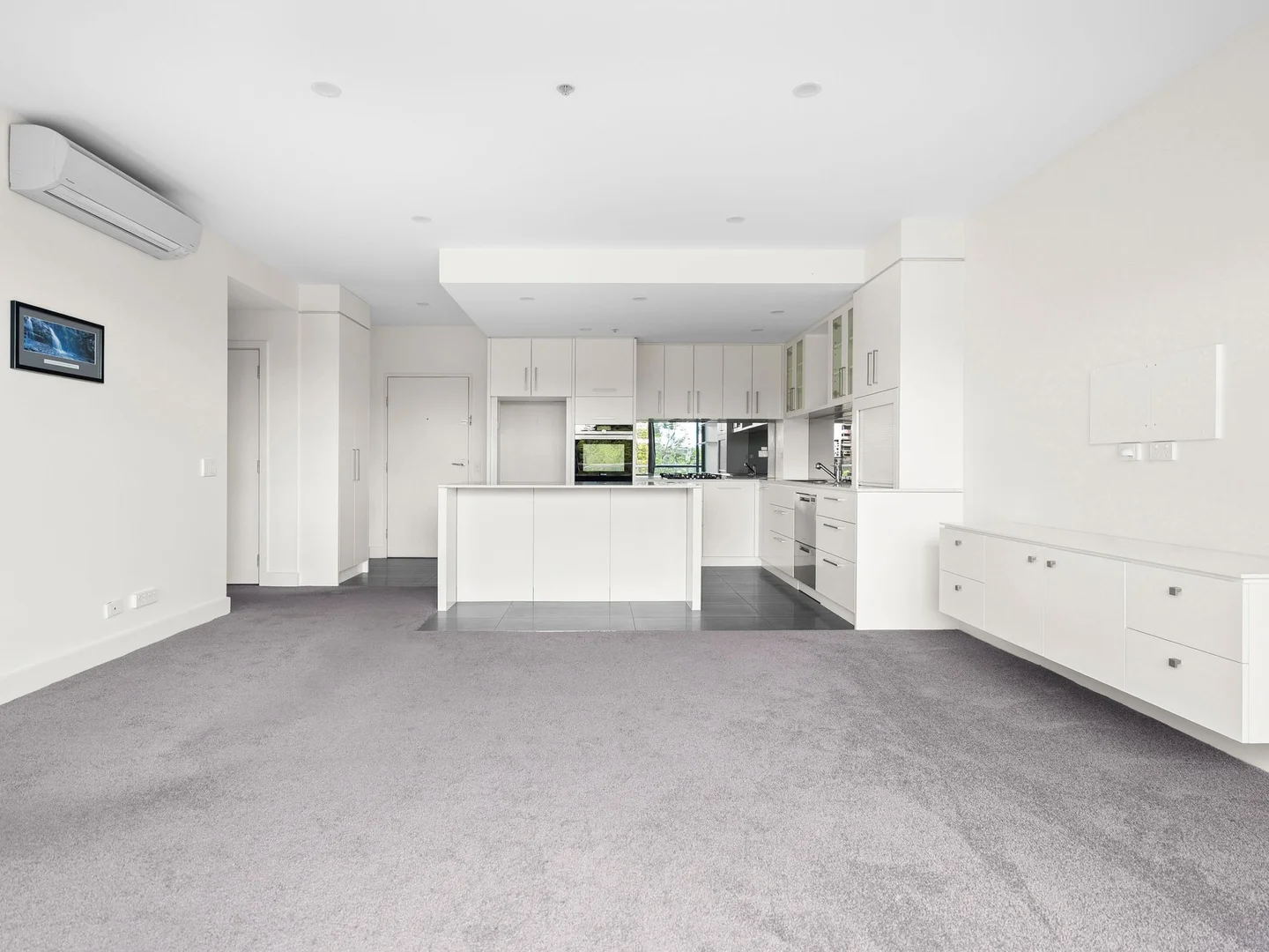 Additional image 8 of 2402/2 Yarra Street, Geelong VIC 3220