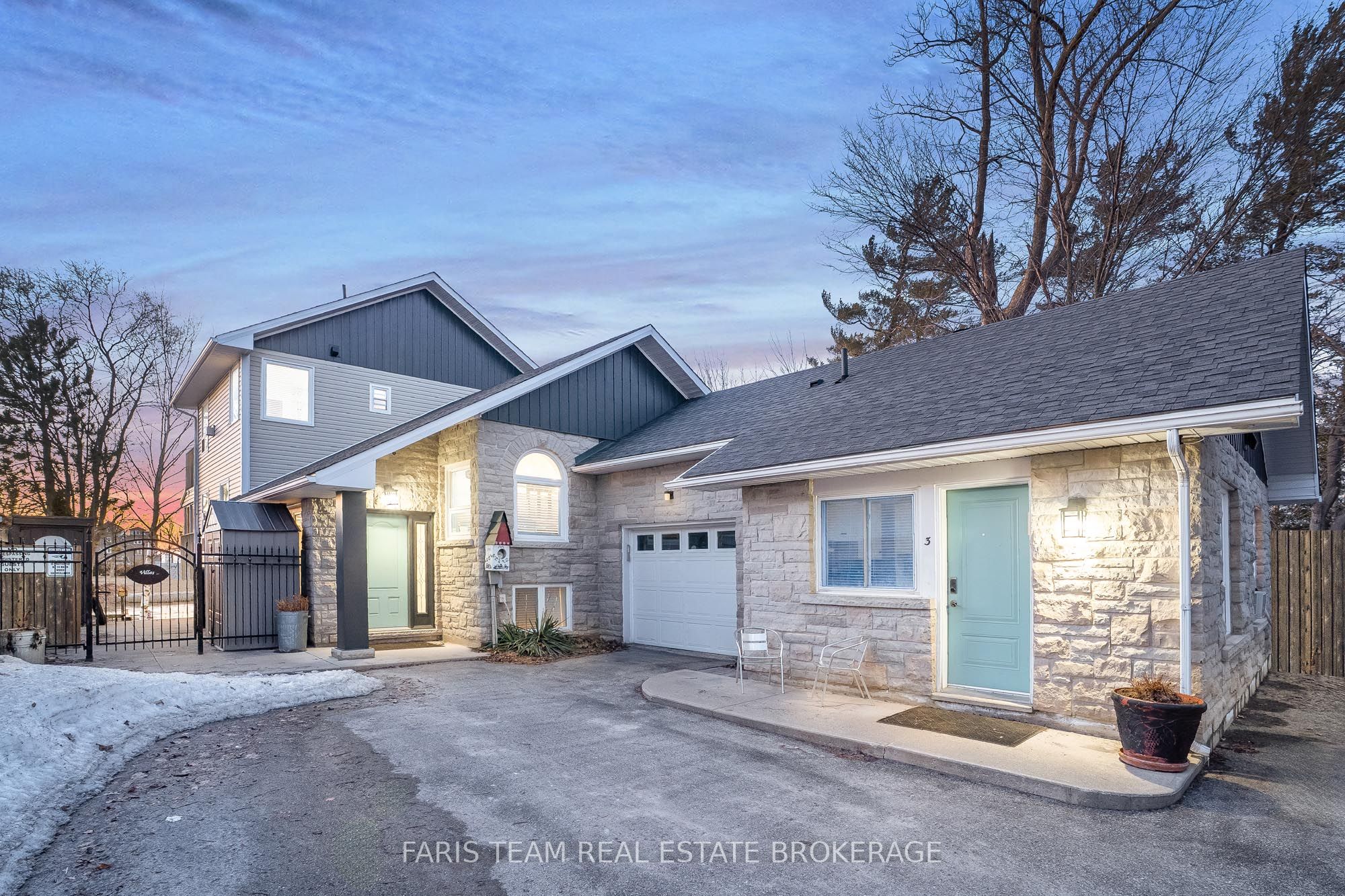 60 River Avenue Crescent, Wasaga Beach, ON, L9Z 2K6