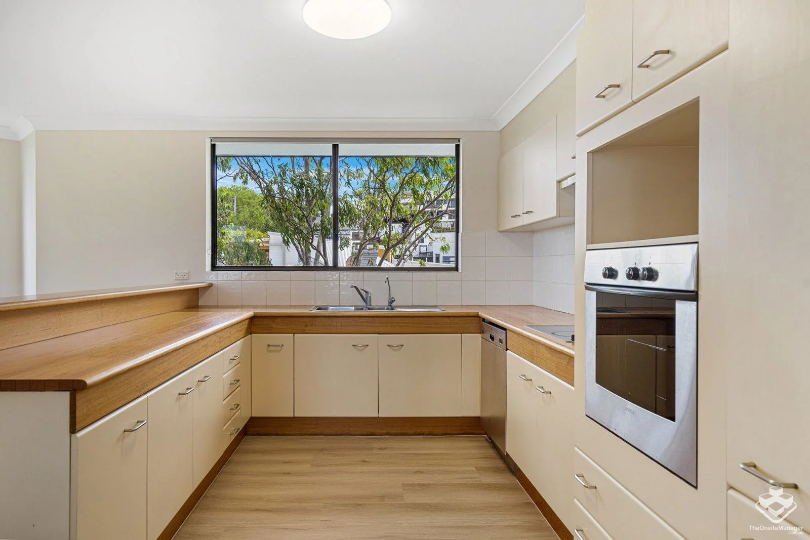 Additional image 12 of ID:21136880/67 Gladstone Road, Highgate Hill QLD 4101