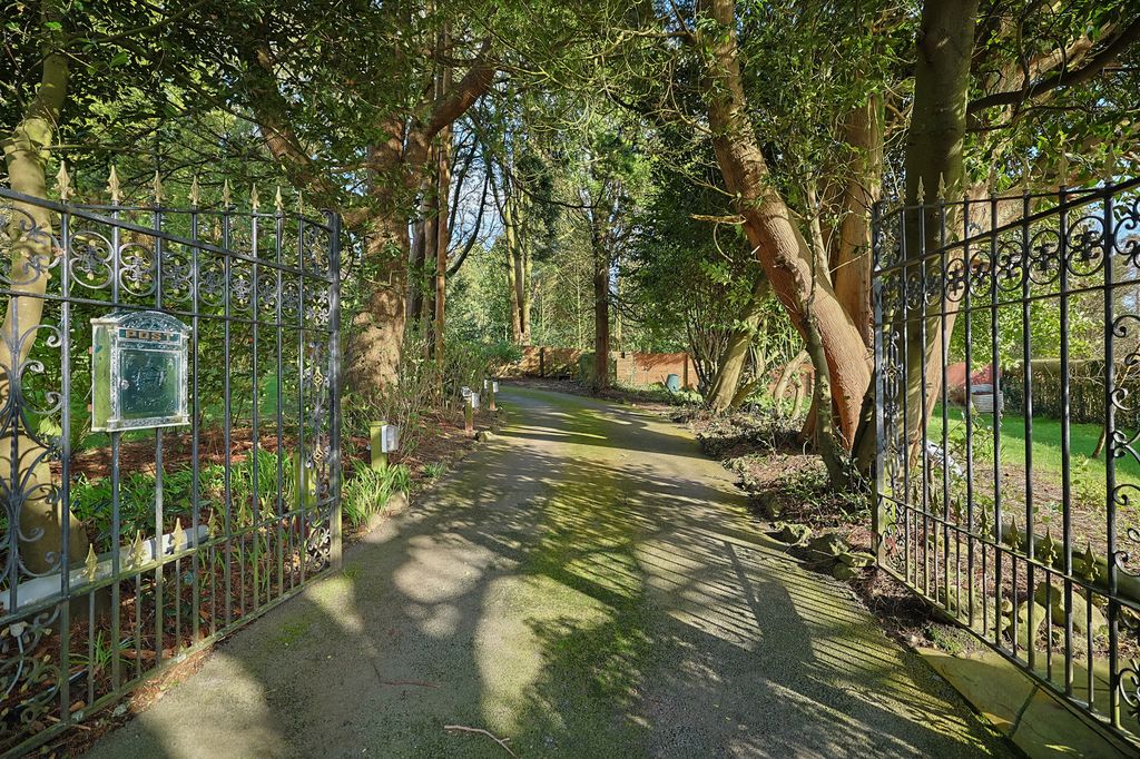 Additional image 38 of 5 bed detached house for saleSketty, Swansea SA2