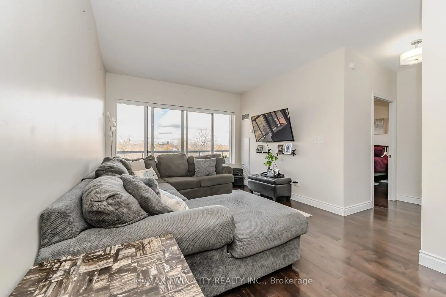 Additional image 9 of 170 Water Street 807