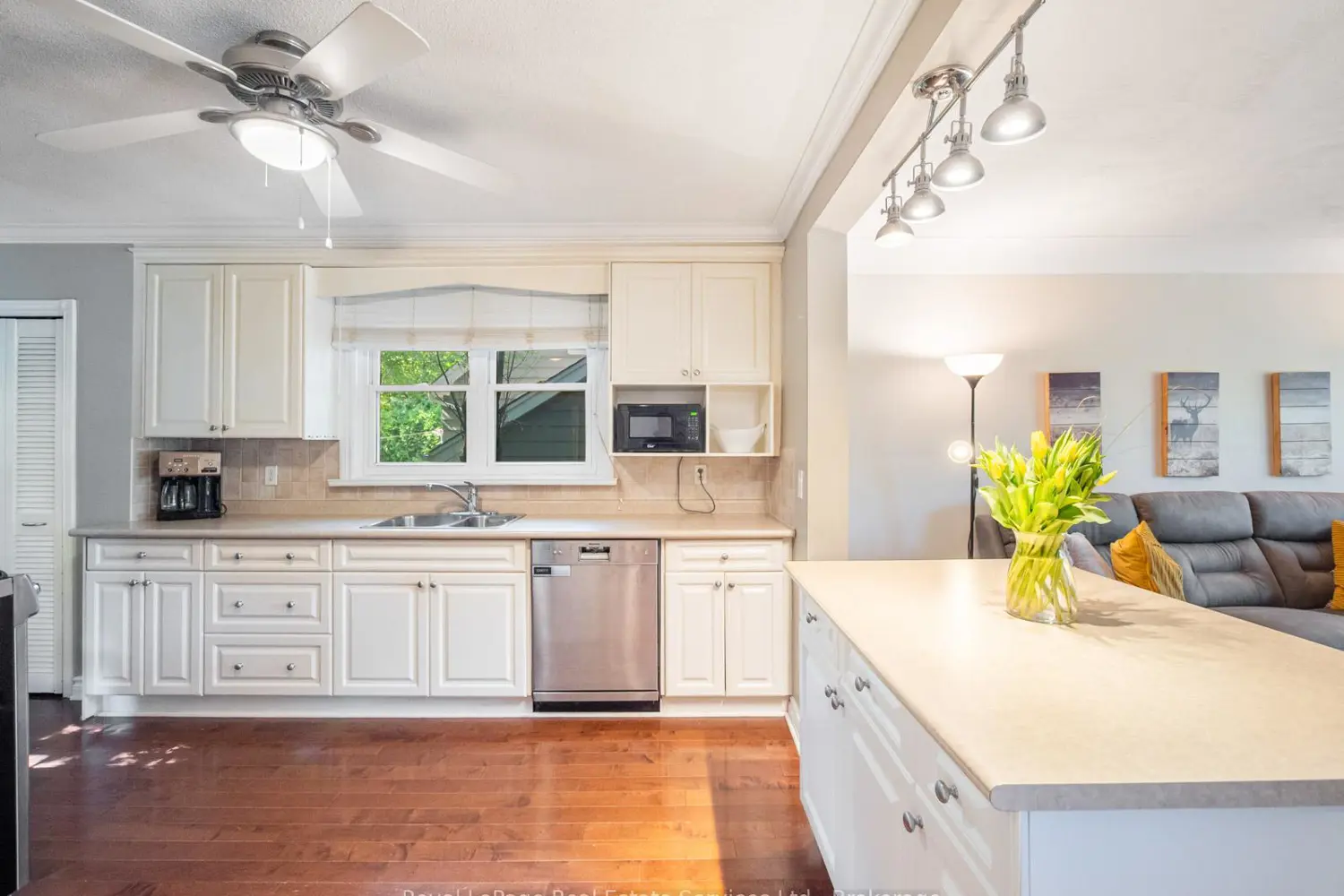 Additional image 8 of 938 King Road