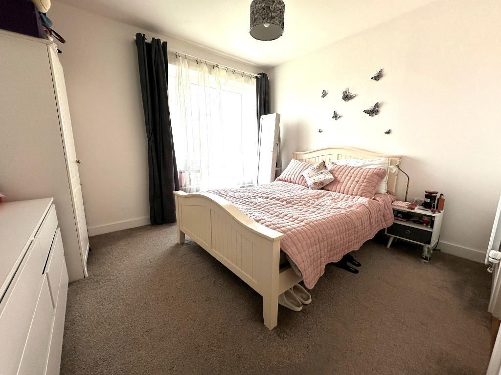 Additional image 7 of 2 bed flat for saleStirling Drive, Luton, Bedfordshire LU2
