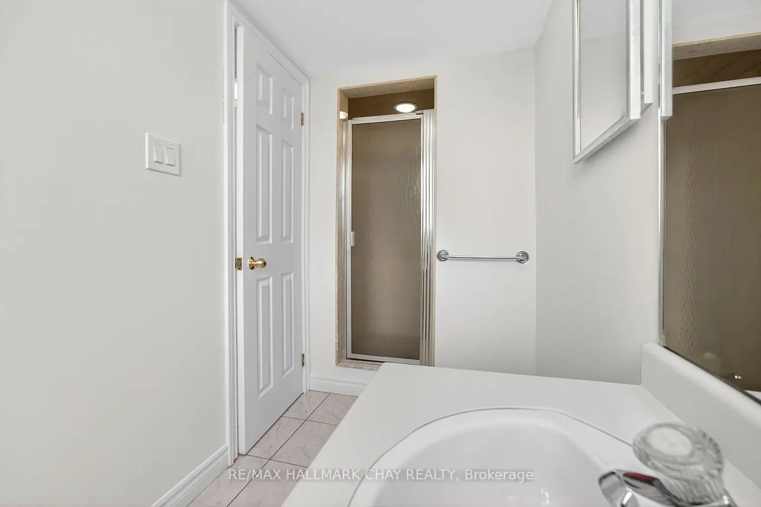 Additional image 15 of 2702 6Th Line