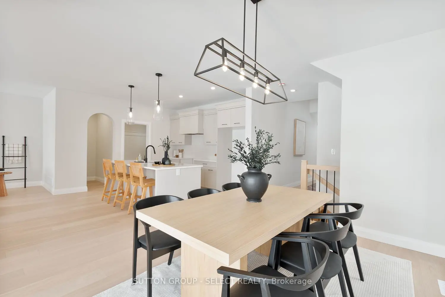 28 Lucas Road photo 5