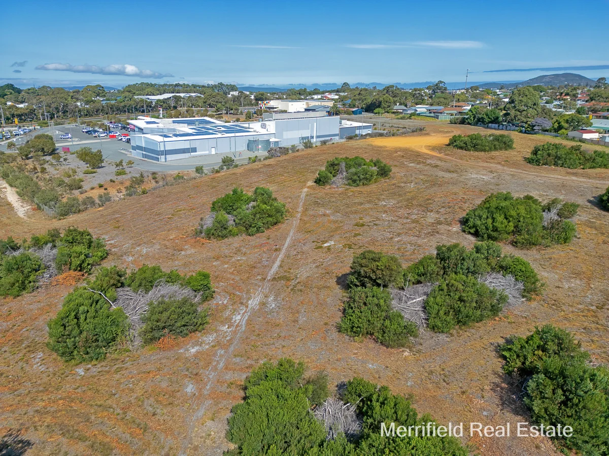 Additional image 15 of 100 Le Grande Avenue, Orana WA 6330