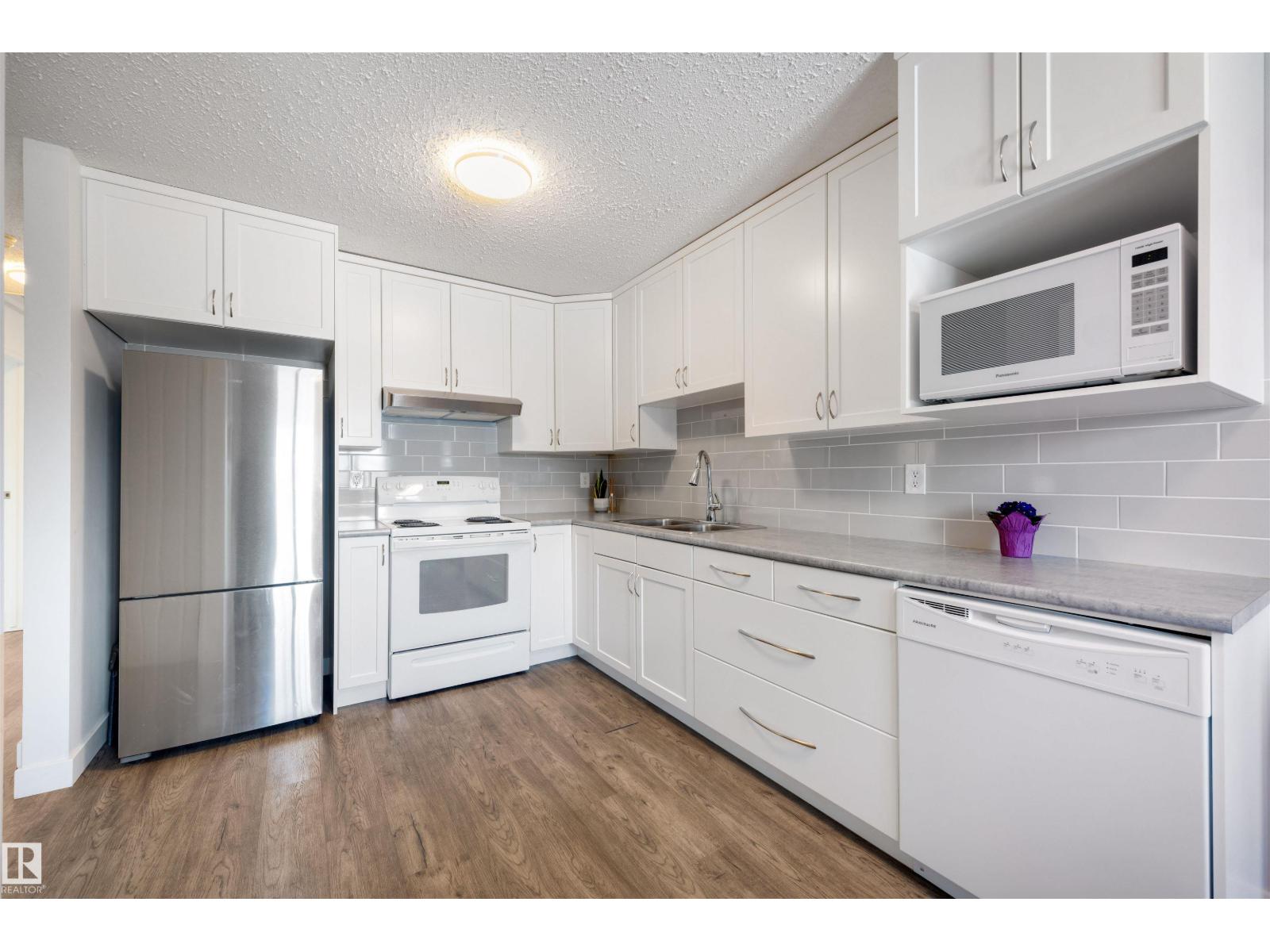 Additional image 6 of 107 Warwick Road NW, Edmonton, AB, T5Z4P7