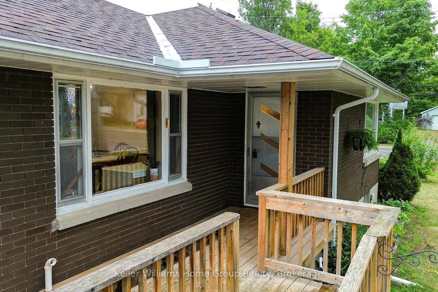 Additional image 17 of 2 Easton Avenue