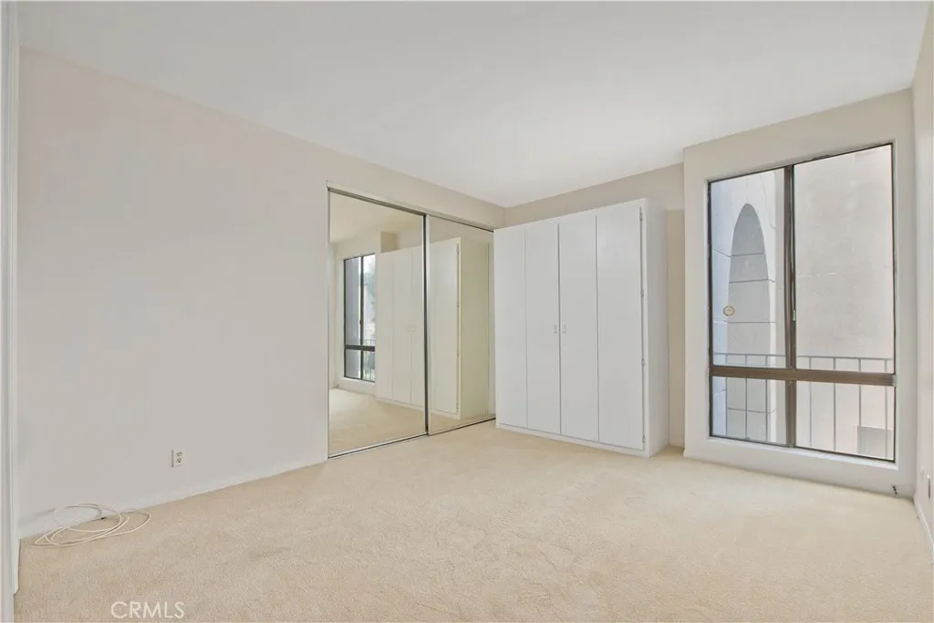 Additional image 43 of 5340 Yarmouth Unit 205, Encino, CA 91316