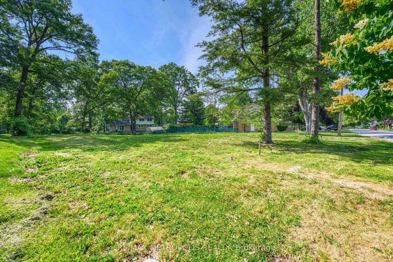 Additional image 2 of 1307-N Ridgewood Drive