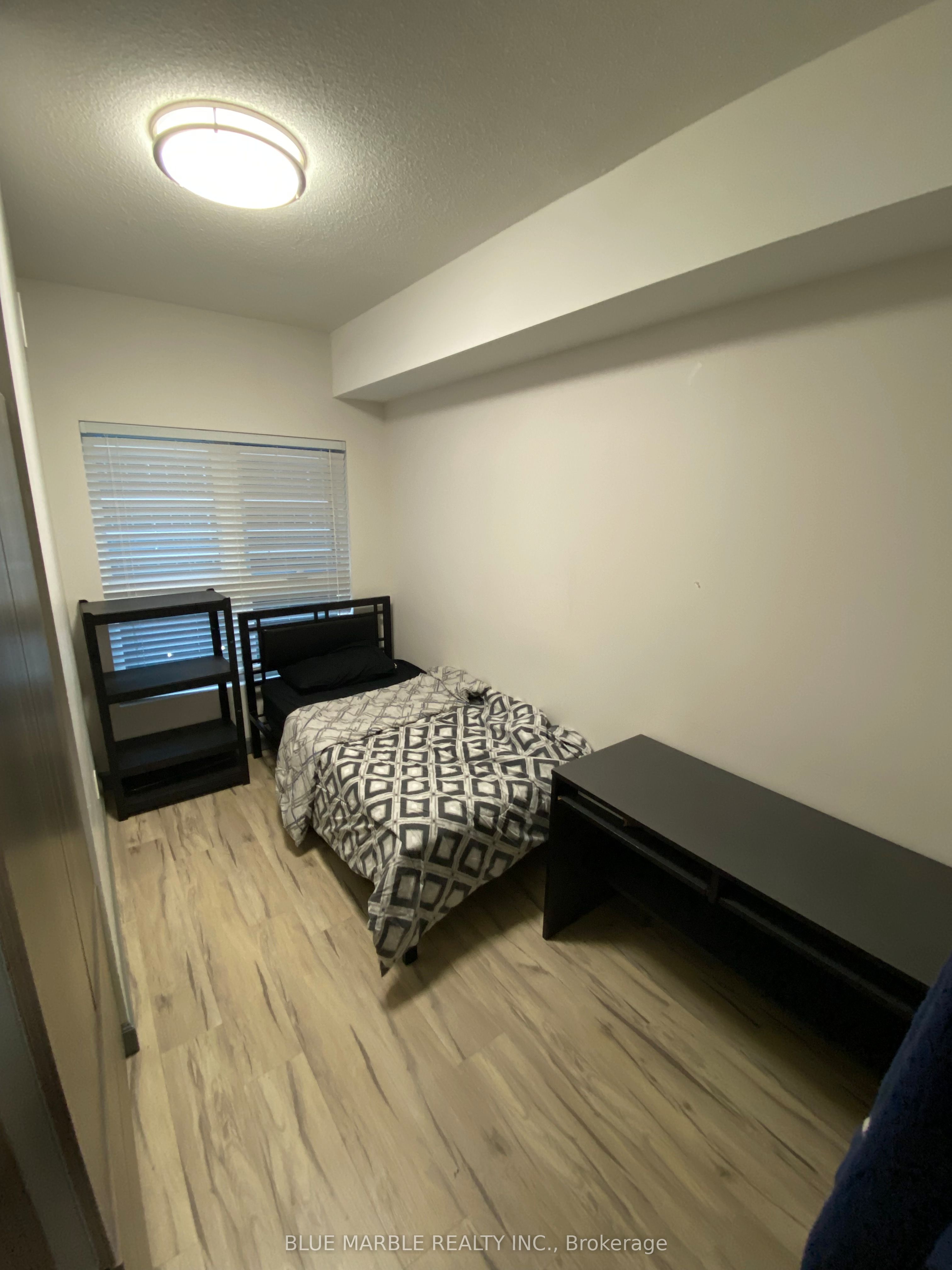 Additional image 2 of 268-258 B Sunview Street, Waterloo, ON, N2L 0H7