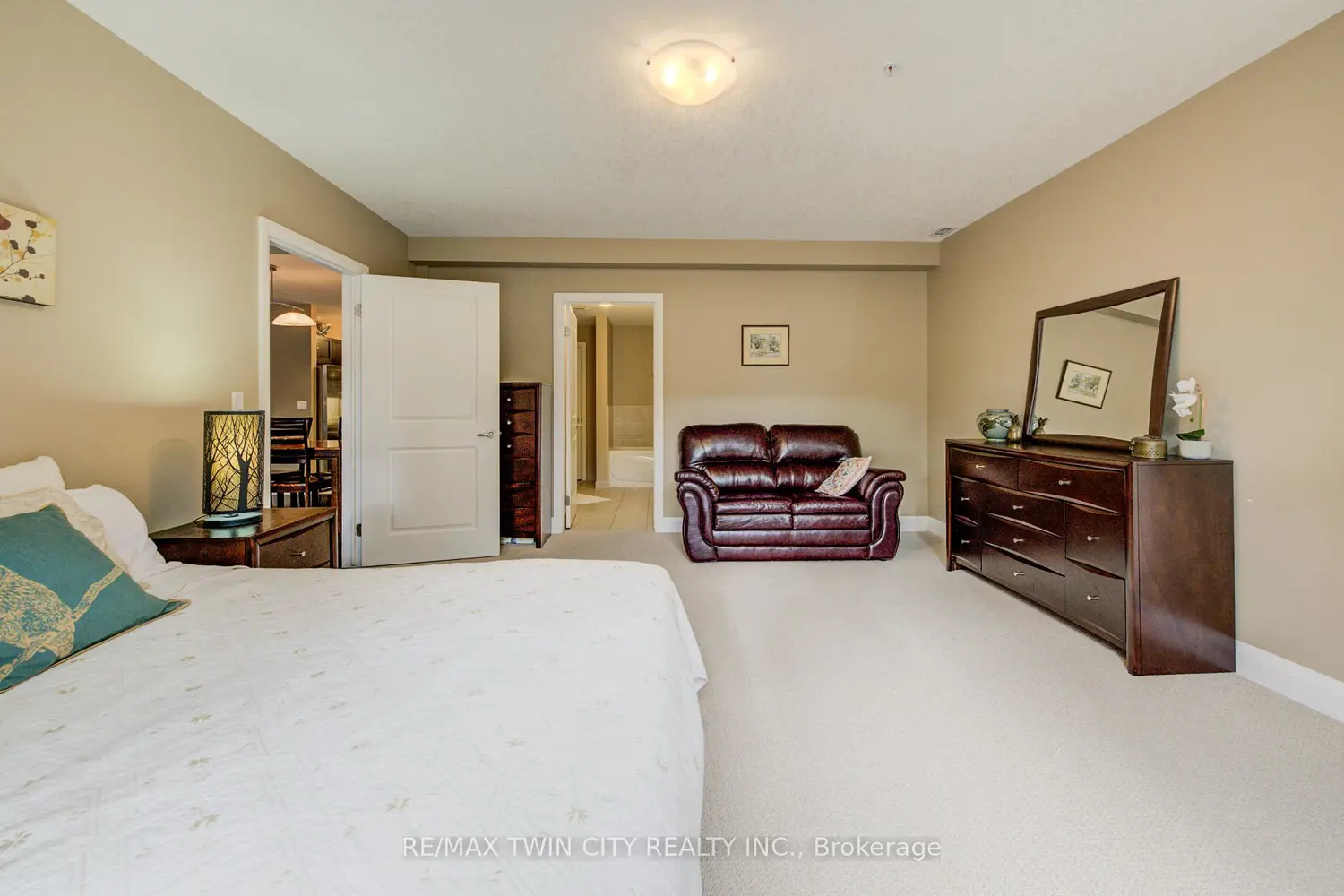 Additional image 12 of 165 Duke Street 105