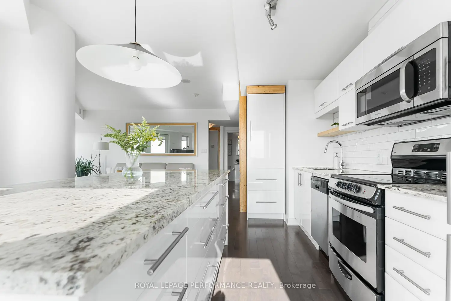 Additional image 8 of 40 Nepean Street 1305