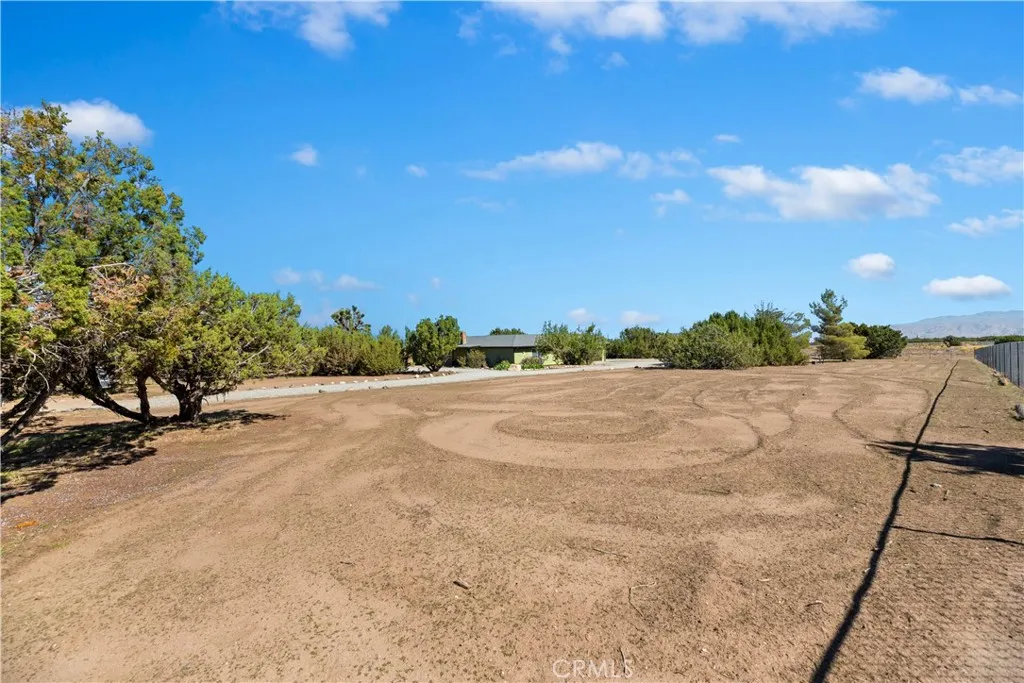 Additional image 47 of 7215 Kourie Way, Oak Hills, CA 92344