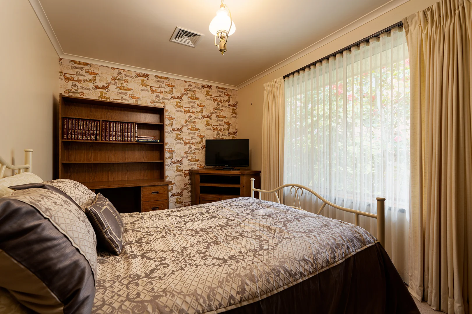 Additional image 12 of 155 Mostyn Street, Castlemaine VIC 3450