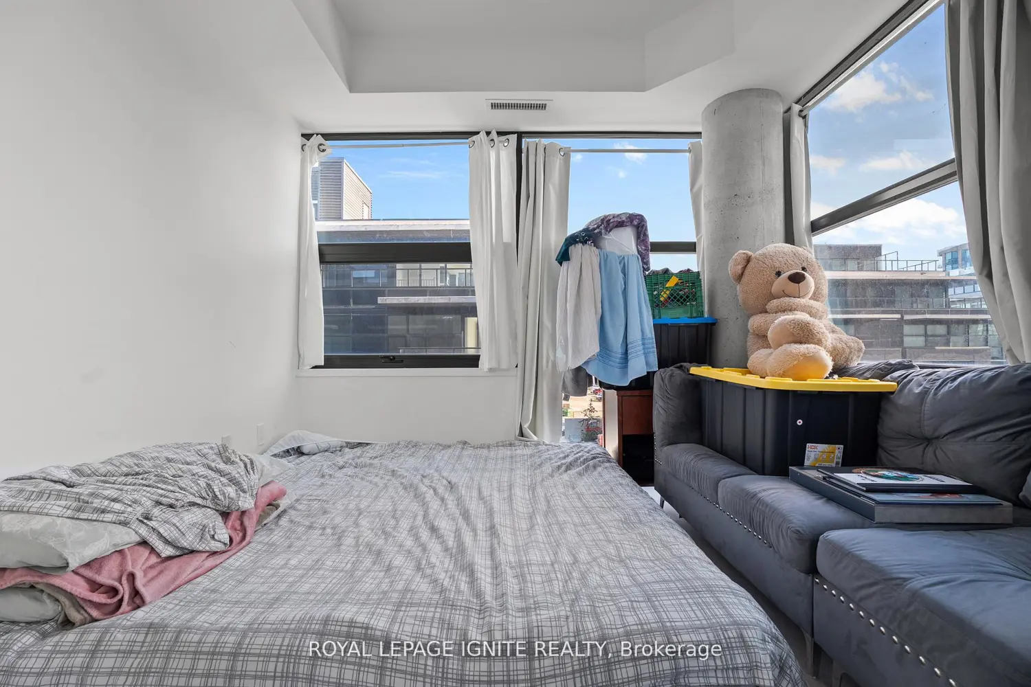 Additional image 12 of 1604 Charles Street 414