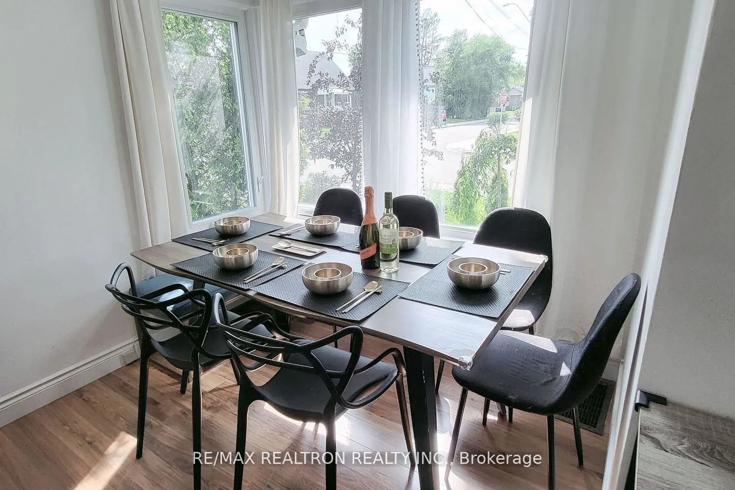 Additional image 2 of 15 West 1St Street