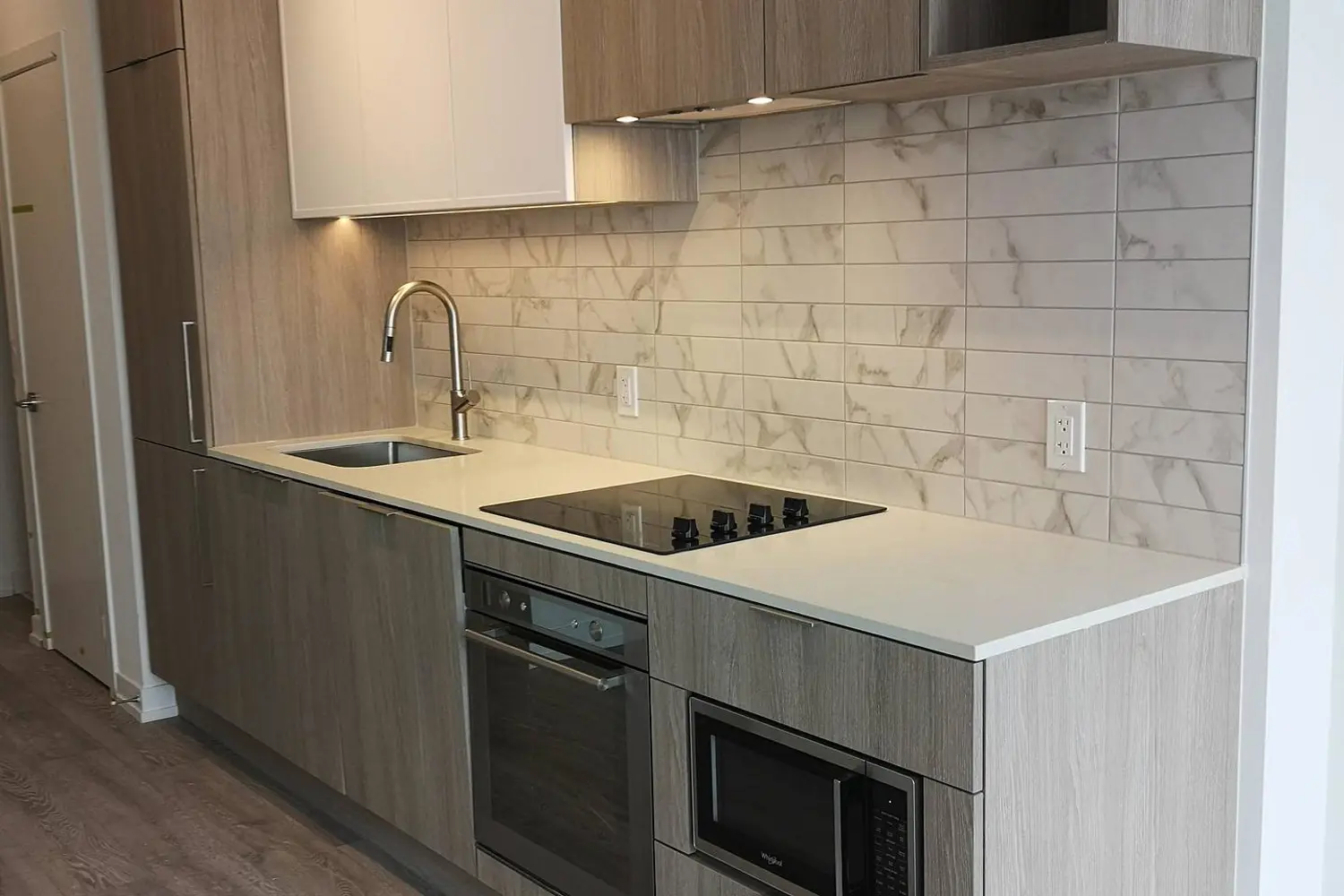 Additional image 4 of 2020 Bathurst Street 1611