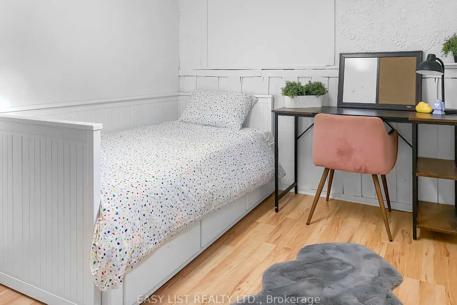 Additional image 18 of 38 Fernwood Terrace