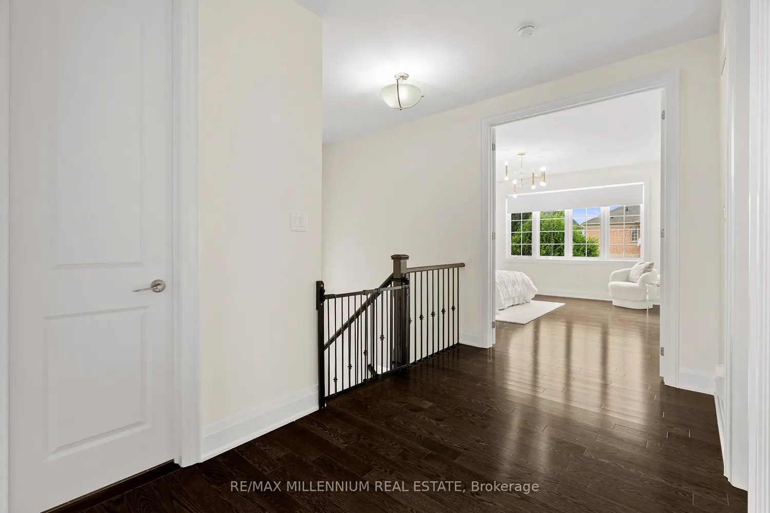 Additional image 10 of 51 Legendary Circle