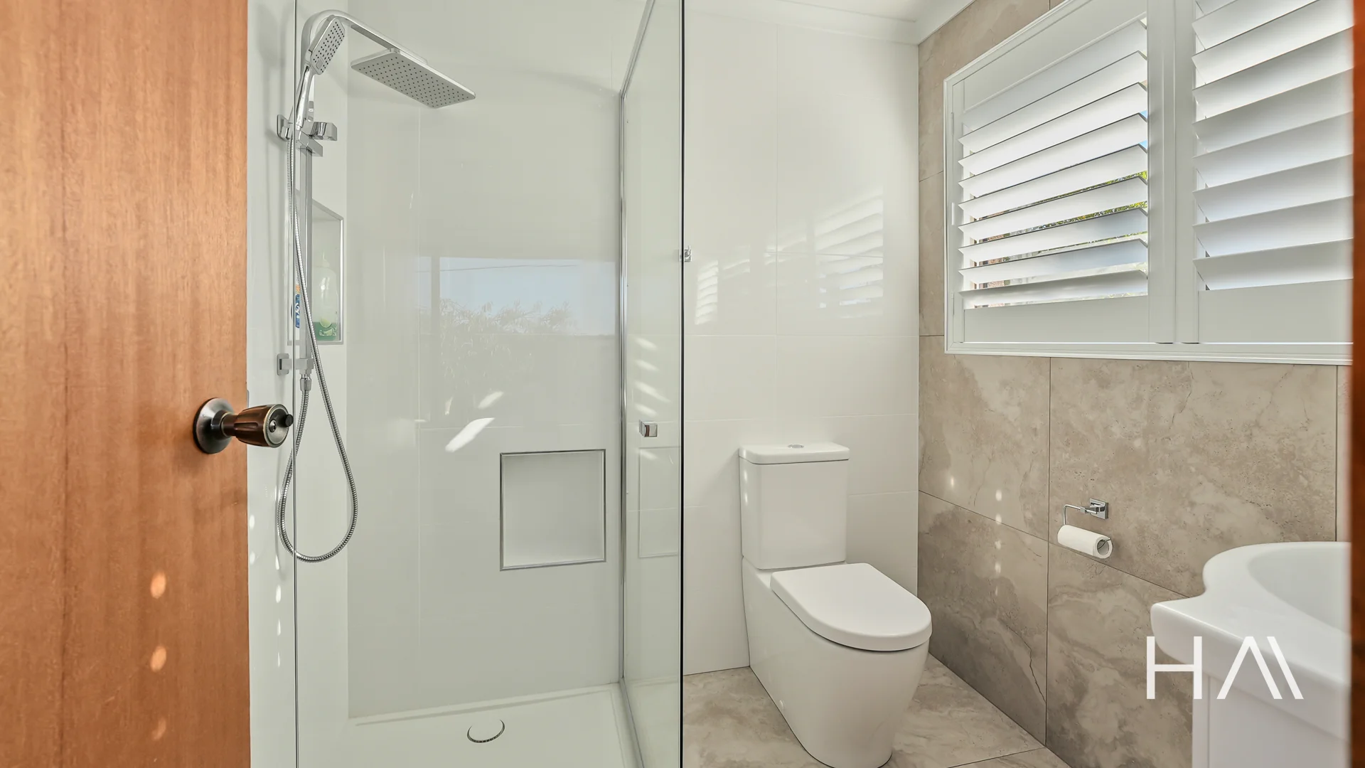 Additional image 14 of 25-27 Erythos Grove, St Helens TAS 7216