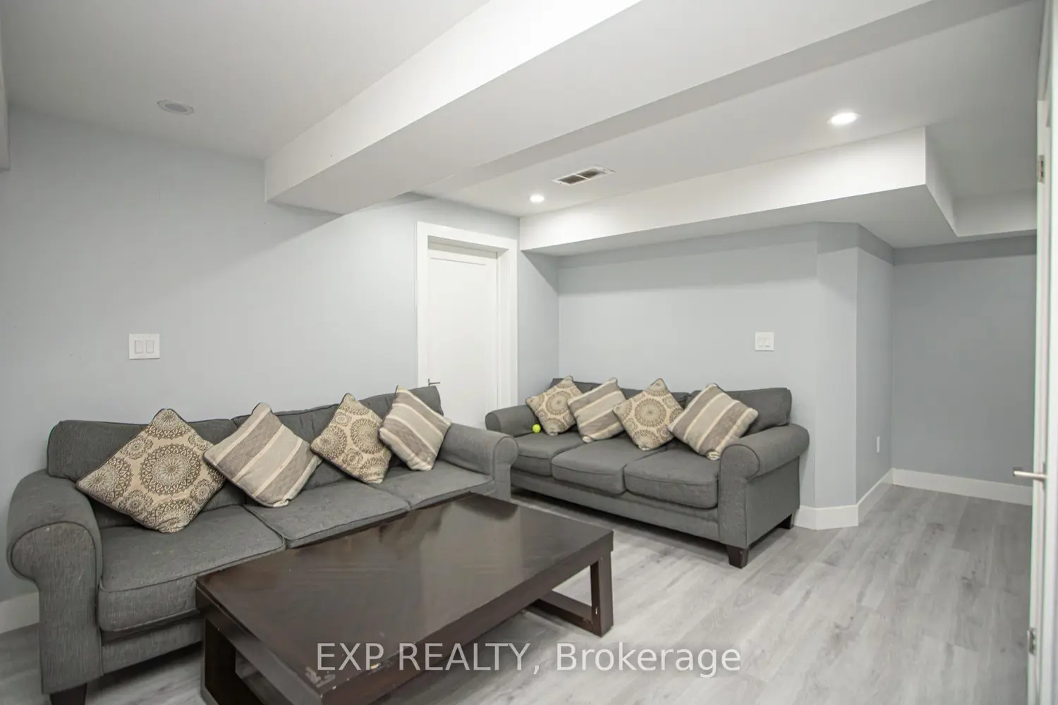 Additional image 14 of 3291 Regiment Road