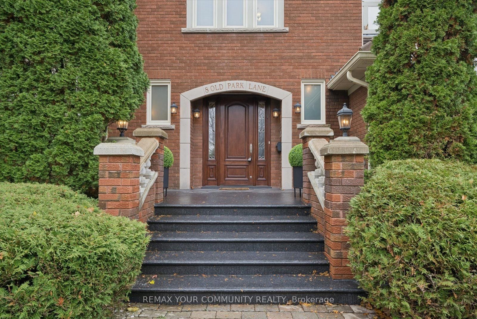 Additional image 2 of 8 Old Park Lane, Richmond Hill, ON, L4B 2L8